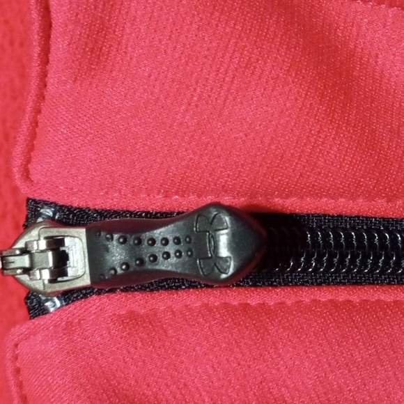 Under Armour Girls Medium Pink Hooded Jacket - Picture 9 of 12